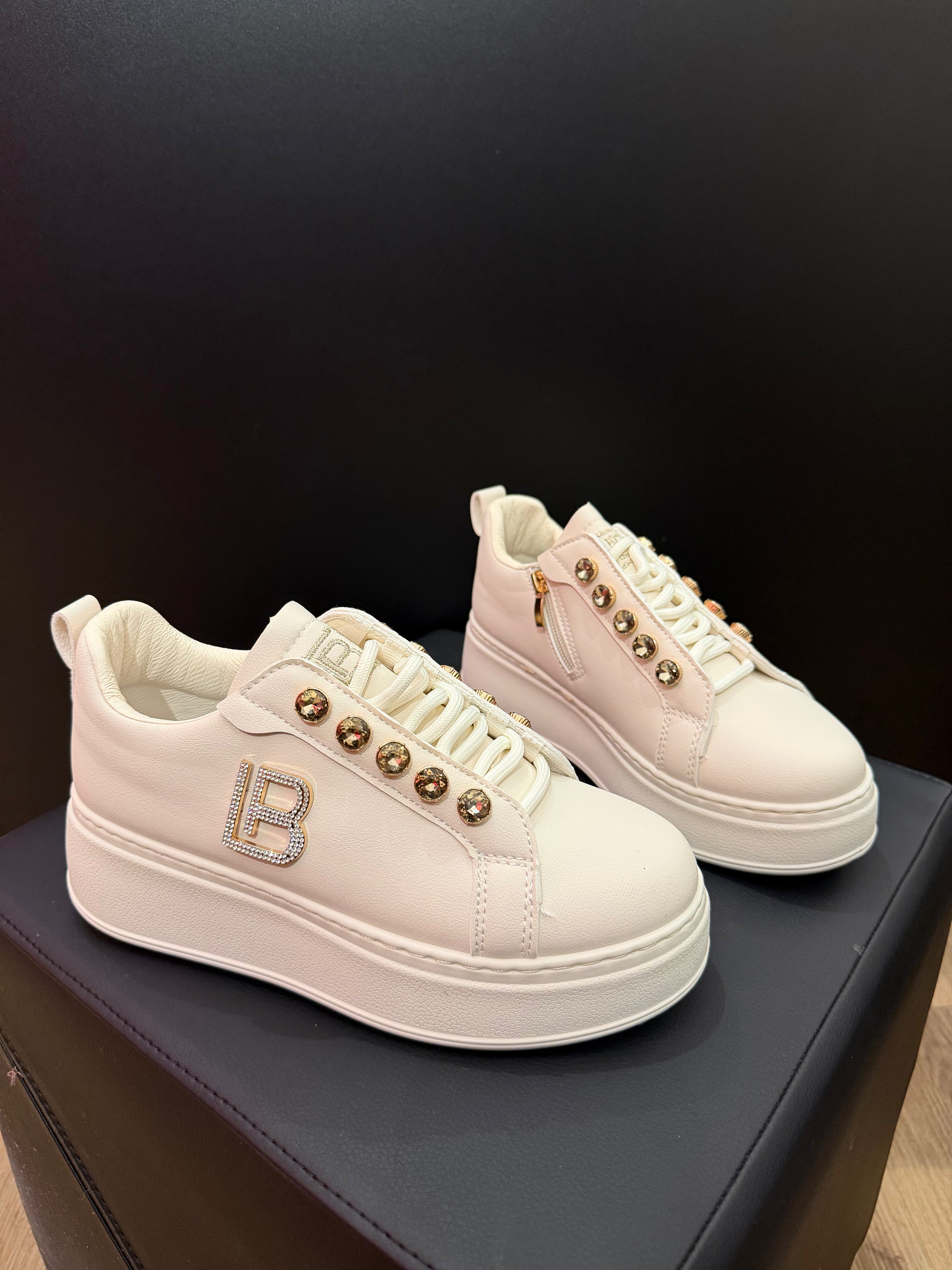 Sneaker LB