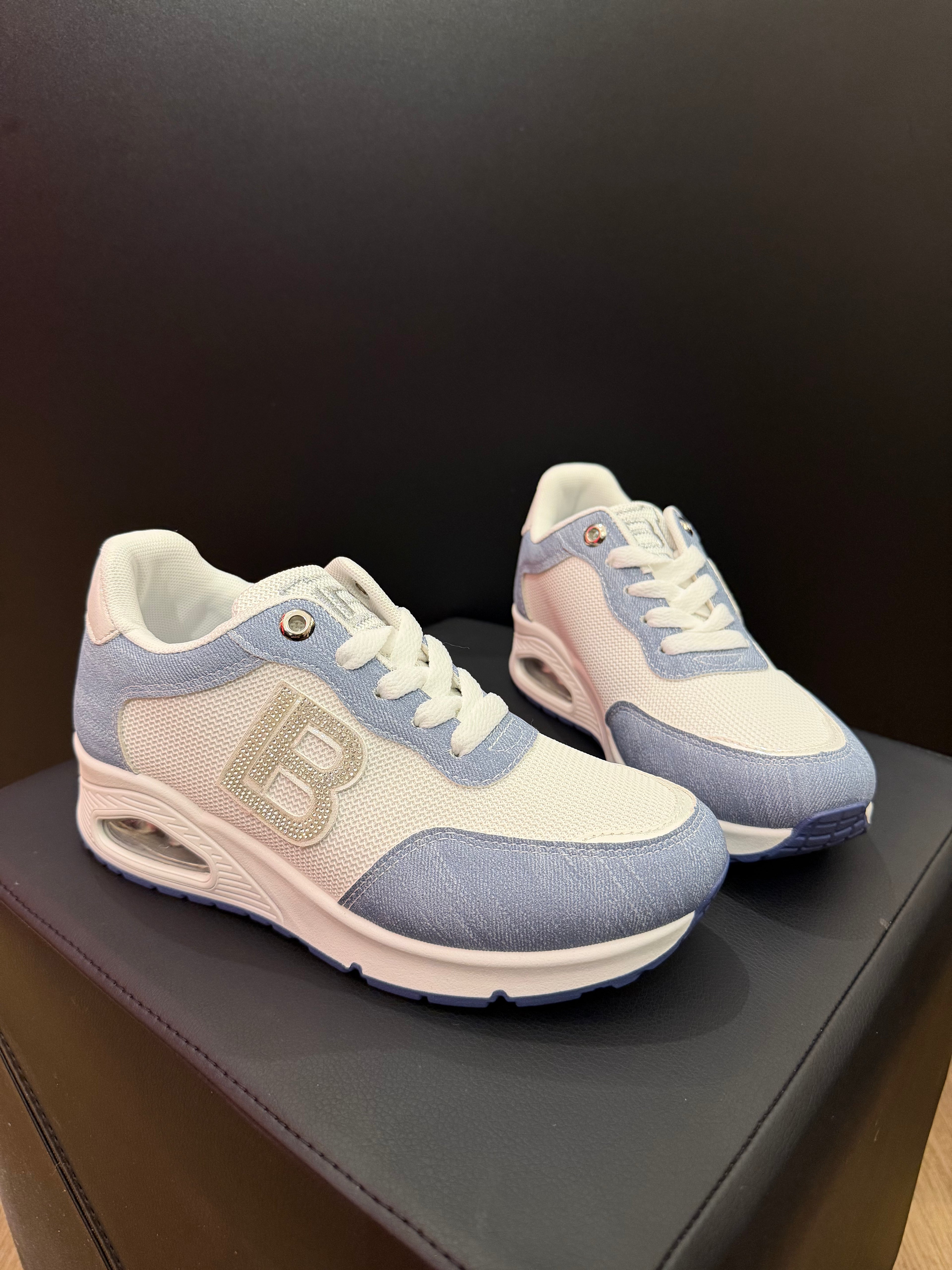 Sneaker Jeans