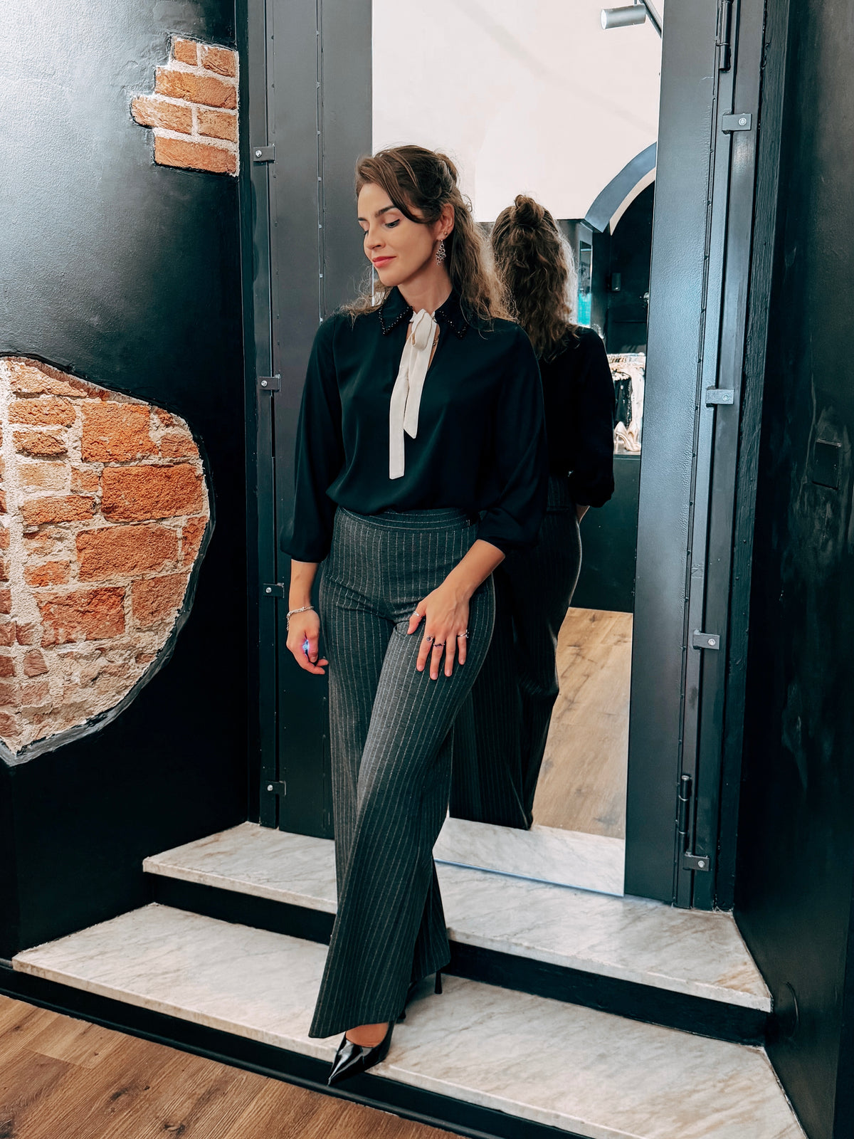 Camicia Nera con Fiocco